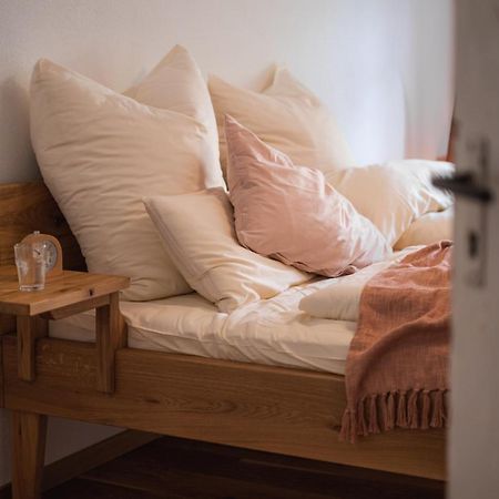 Gehobenes Ambiente In Historischer Wohnung Walting Екстер'єр фото
