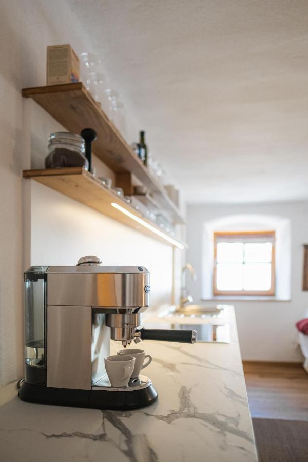 Gehobenes Ambiente In Historischer Wohnung Walting Екстер'єр фото