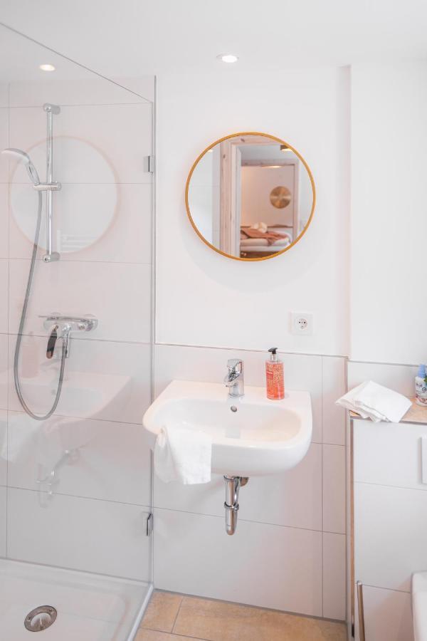 Gehobenes Ambiente In Historischer Wohnung Walting Екстер'єр фото