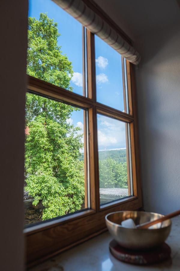 Gehobenes Ambiente In Historischer Wohnung Walting Екстер'єр фото
